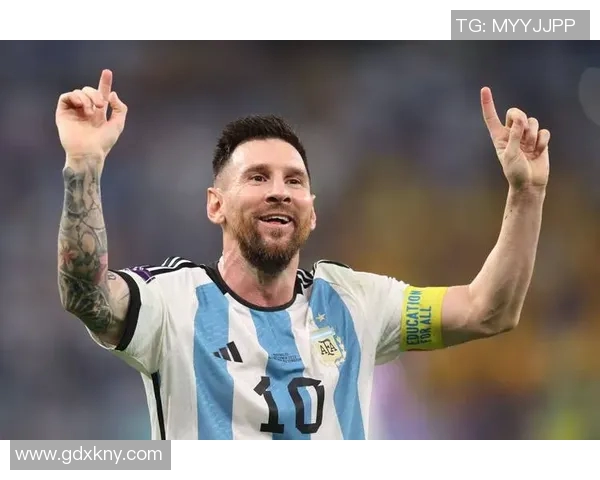 专属足球明星盘点他们的成就与影响力解析