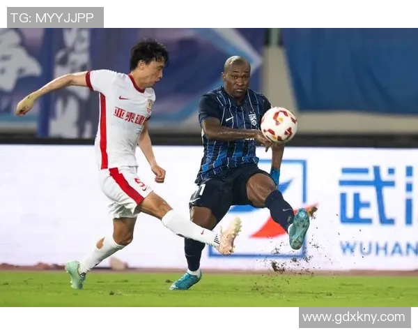 武汉足球队实力揭秘：从历史到未来的全面分析与展望