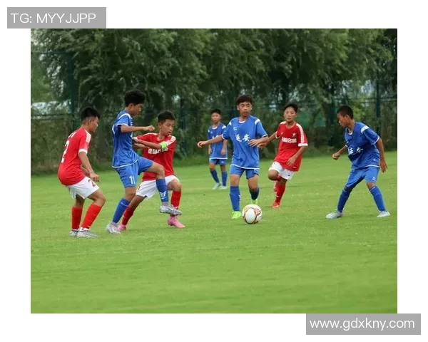 桑帝足球引领新潮流助力青少年成长打造足球梦想新天地 桑帝足球引领新潮流助力青少年成长打造足球梦想新天地